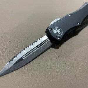 Microtech Hera Black Body D/E S/W Full Serrations