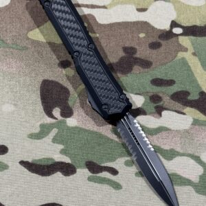 Microtech Makora II D/E Signature Series Stonewash P/S Carbon Inlays