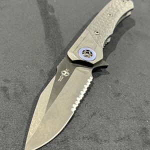 Heretic Knives Wraith DLC Serrated Blade, Ti Chassis, CF Scales
